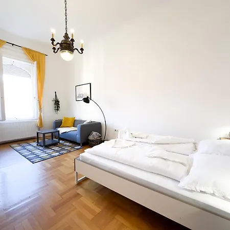 Kiraly Levente - Center Location Ac Apartment Budapest Exterior photo